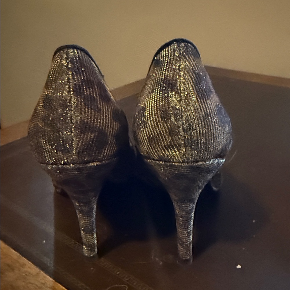 Nine West Shimmering Brown cheetah Heels Size 7 1/2 - Picture 2 of 4